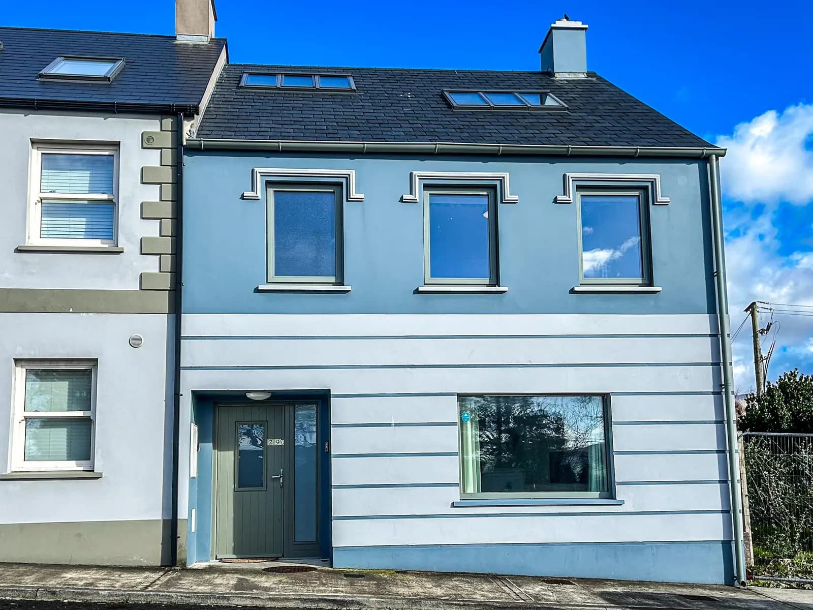Front of the house, Project 18
