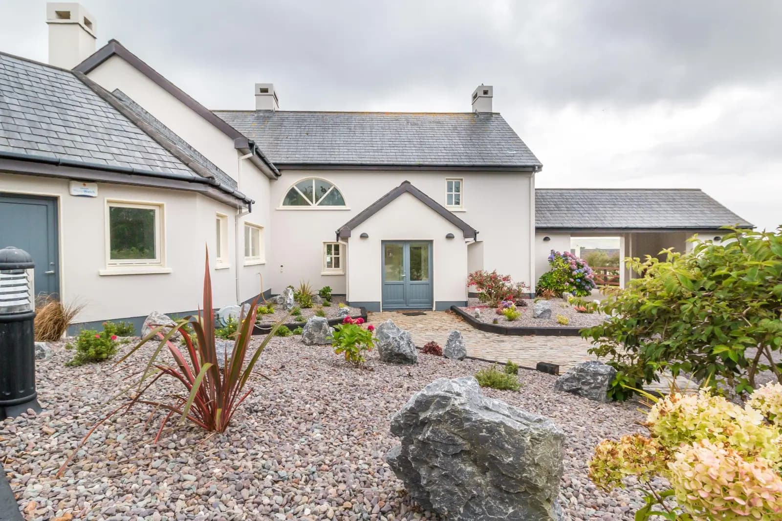 Front of the house, Project 4